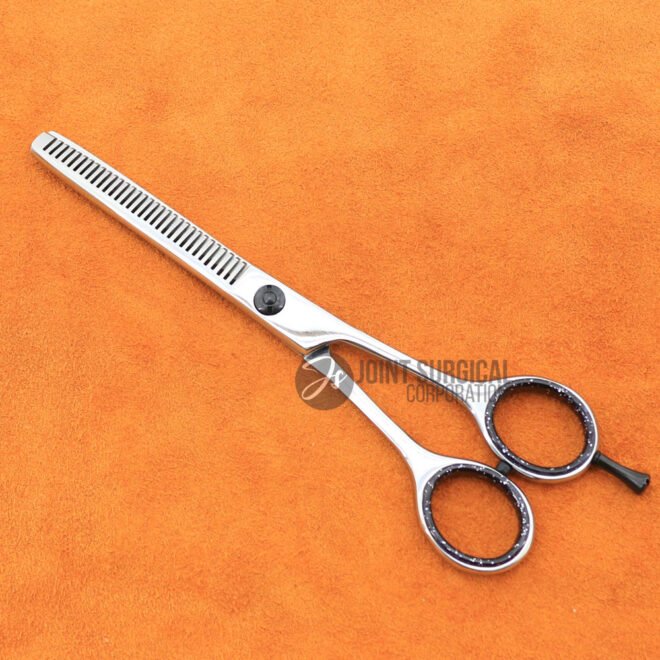 Comfort thinning scissor