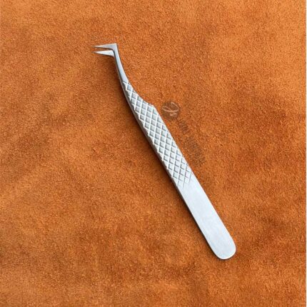 eyelash tweezers